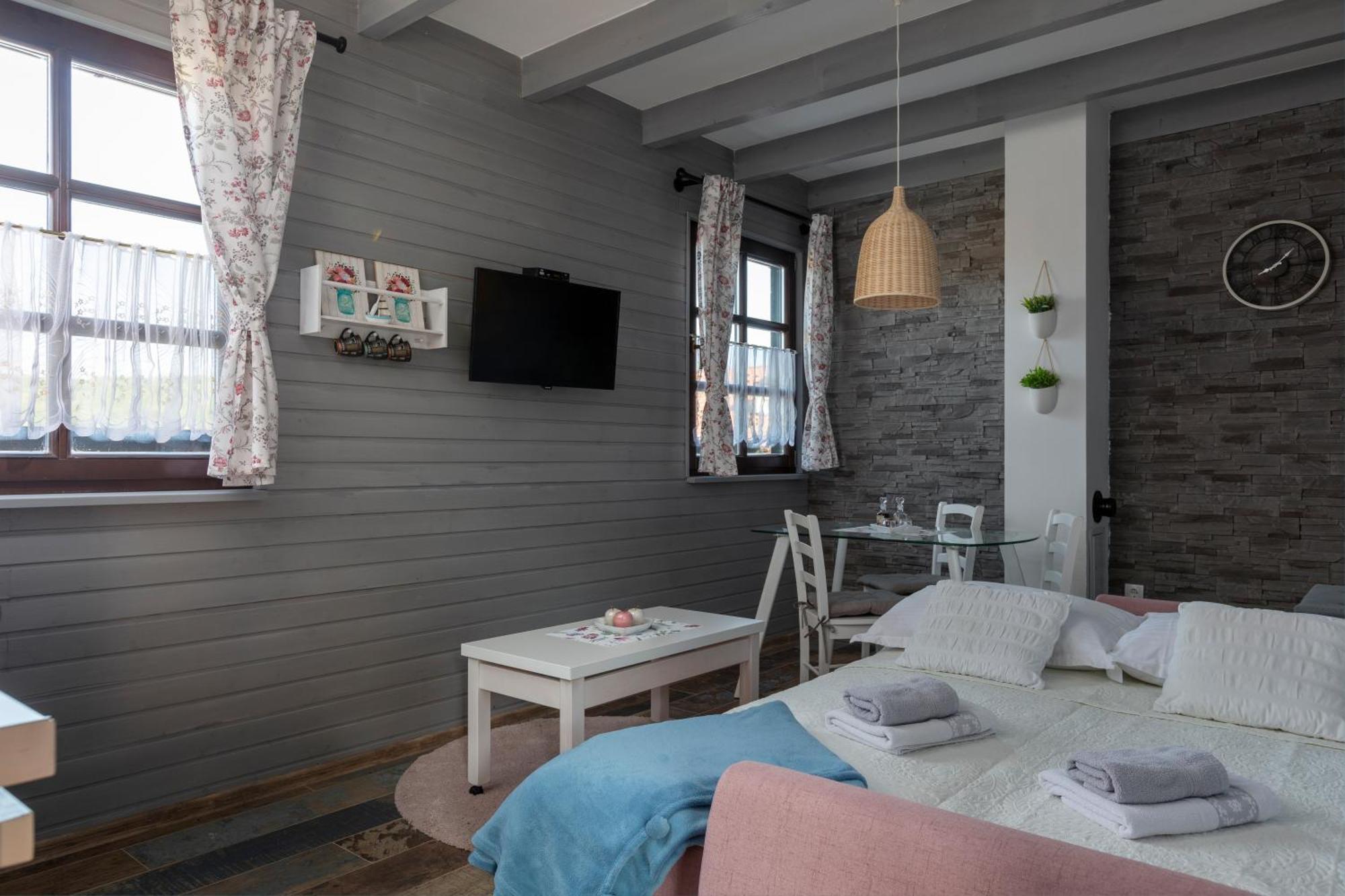 Apartmani Ivanka 拉科维察 外观 照片