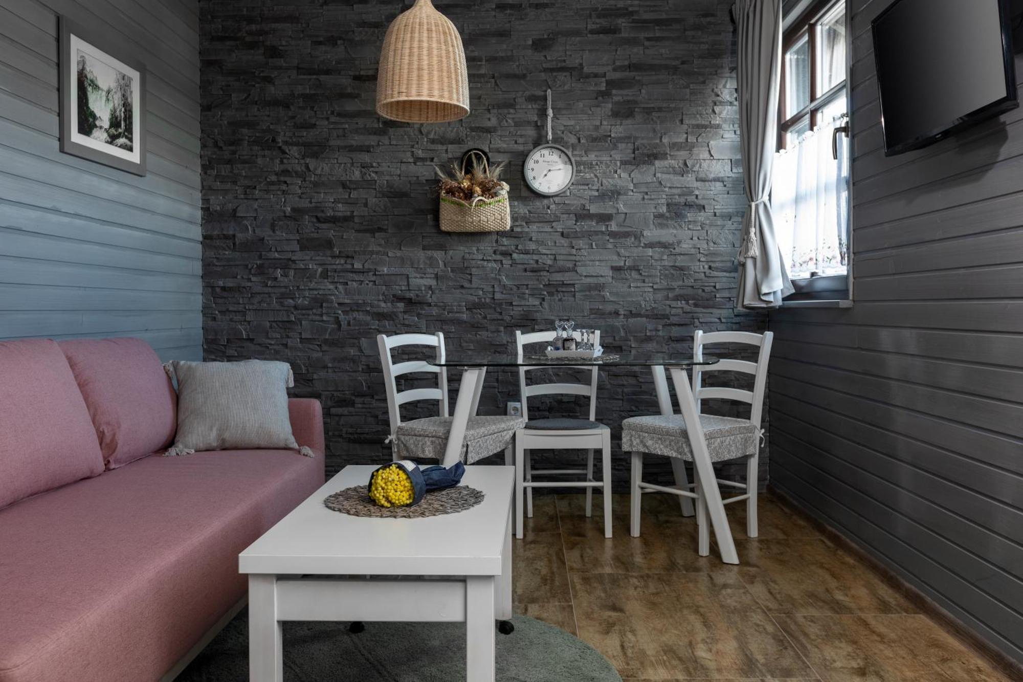 Apartmani Ivanka 拉科维察 外观 照片
